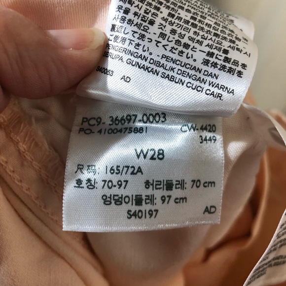 🌼NWT Levi’s pink/blush Cargo Pant - Picture 8 of 14